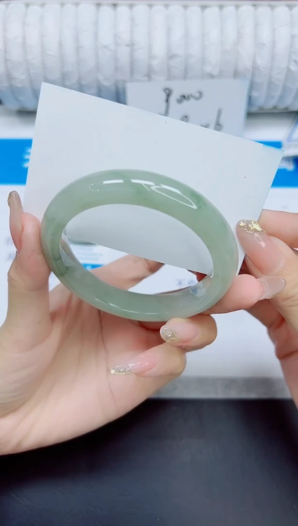 石英质玉手镯未镶嵌176/56-57