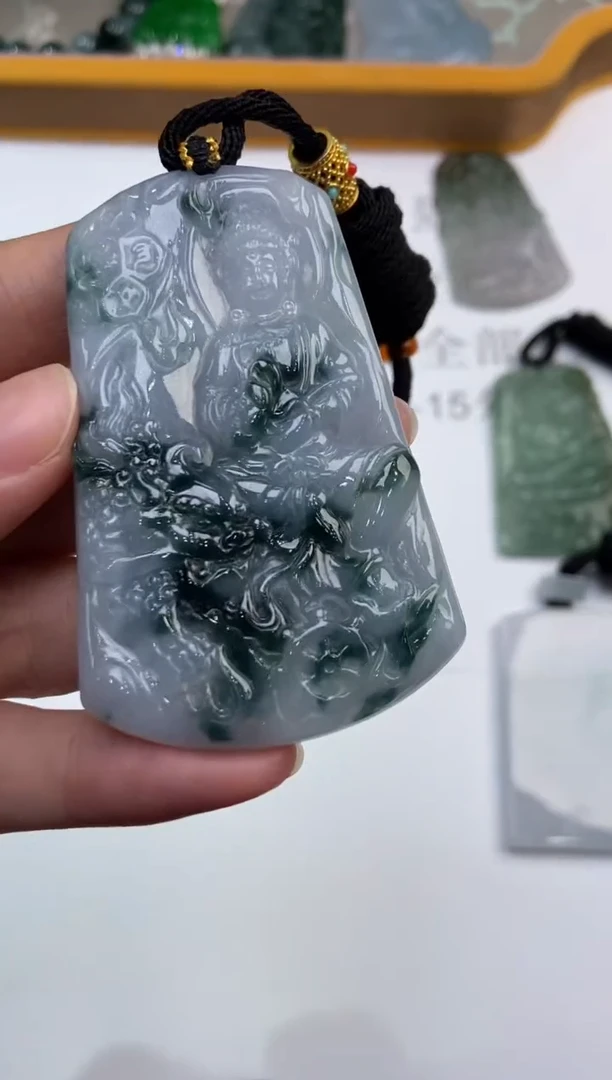 未镶嵌挂件翡翠370767    多人