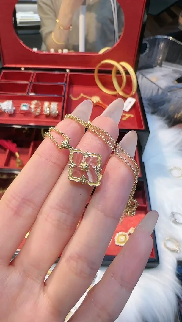 【闪购商品】菱锰矿（红纹石）项链18K金镶嵌红纹石菱形项链