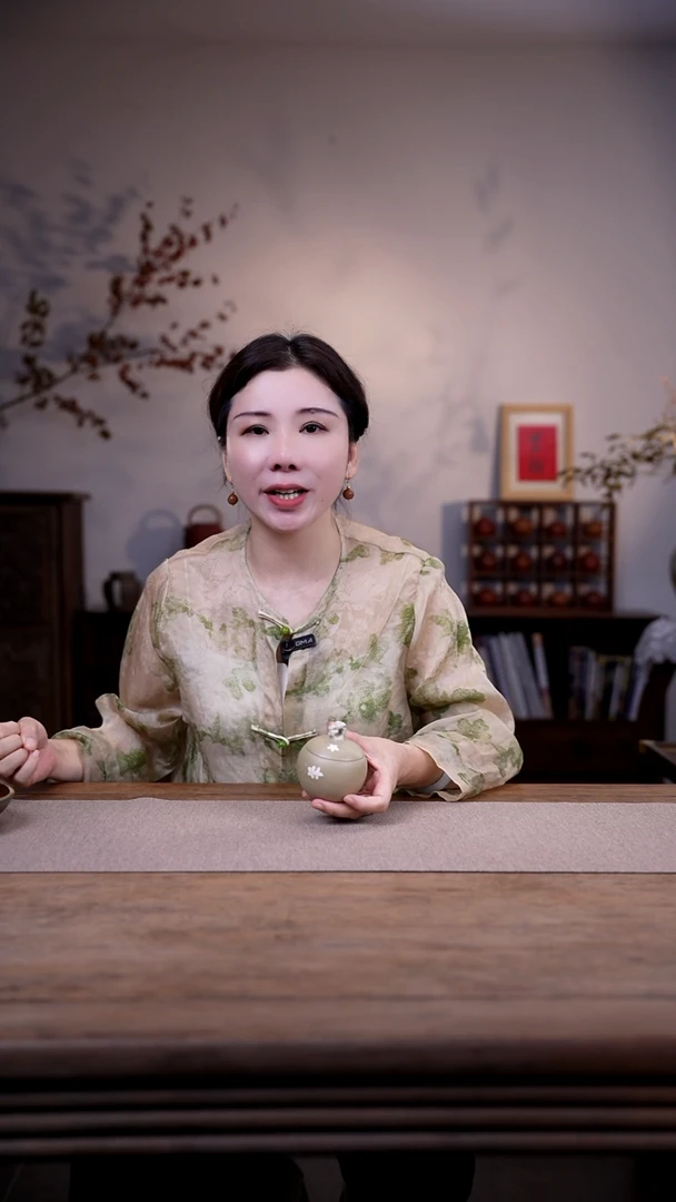 茶壶紫砂茶叶罐