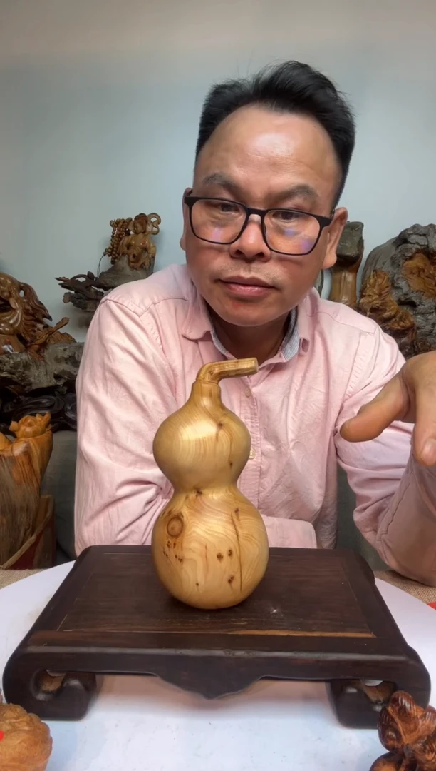 柏木（崖柏）S****8崖柏雕刻件