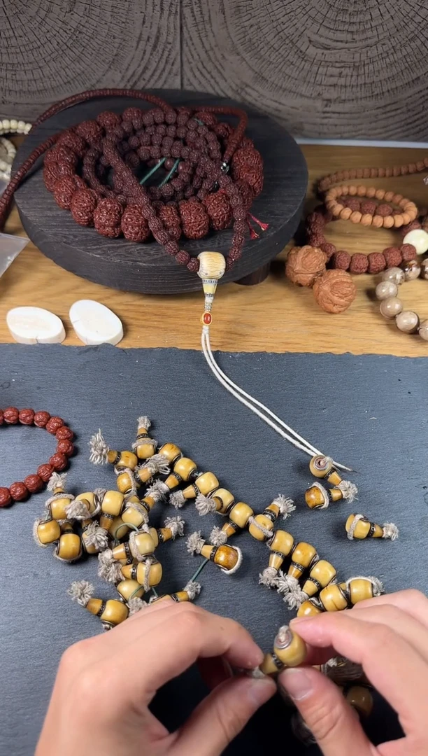 手串/手链牛骨手串/手链牛骨做旧牛骨三通13mm左右