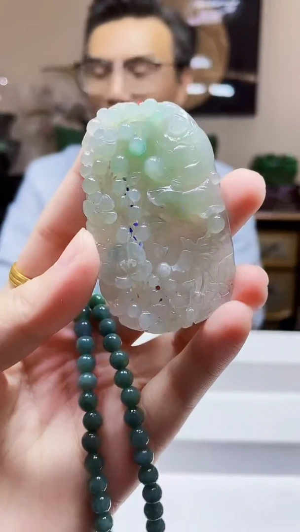 未镶嵌定制翡翠吊坠82