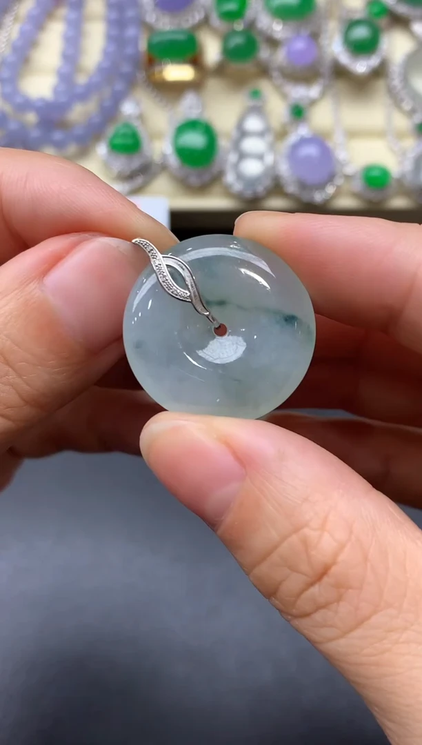 颈饰18K金镶嵌翡翠149中国好珍宝