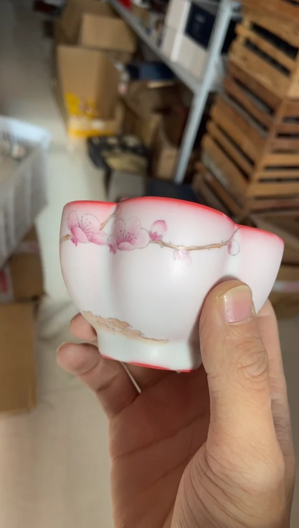 无运费险有瑕疵的摄影的产品有使用过的痕迹有点脏介意勿拍