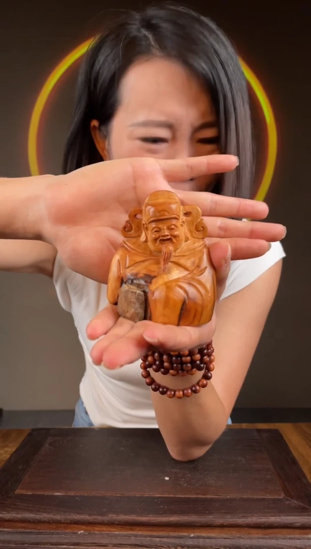柏木（崖柏）手工摆件,先抢先得! 编号:33