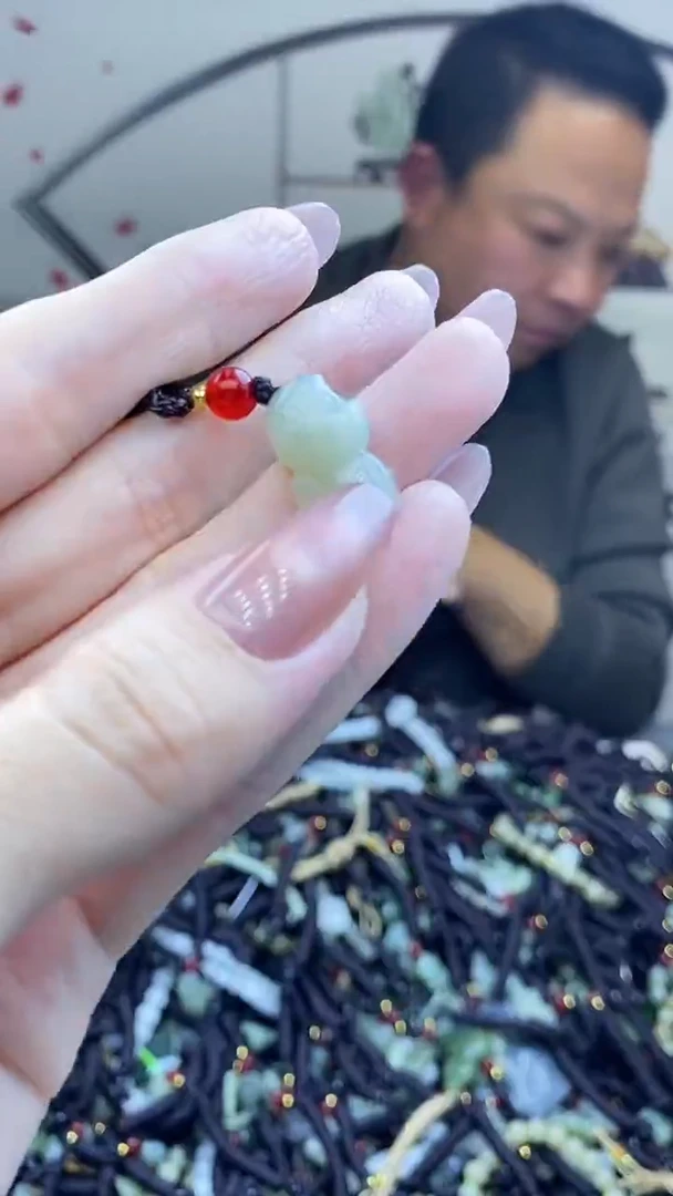 颈饰未镶嵌和田玉多样性发拍一发一