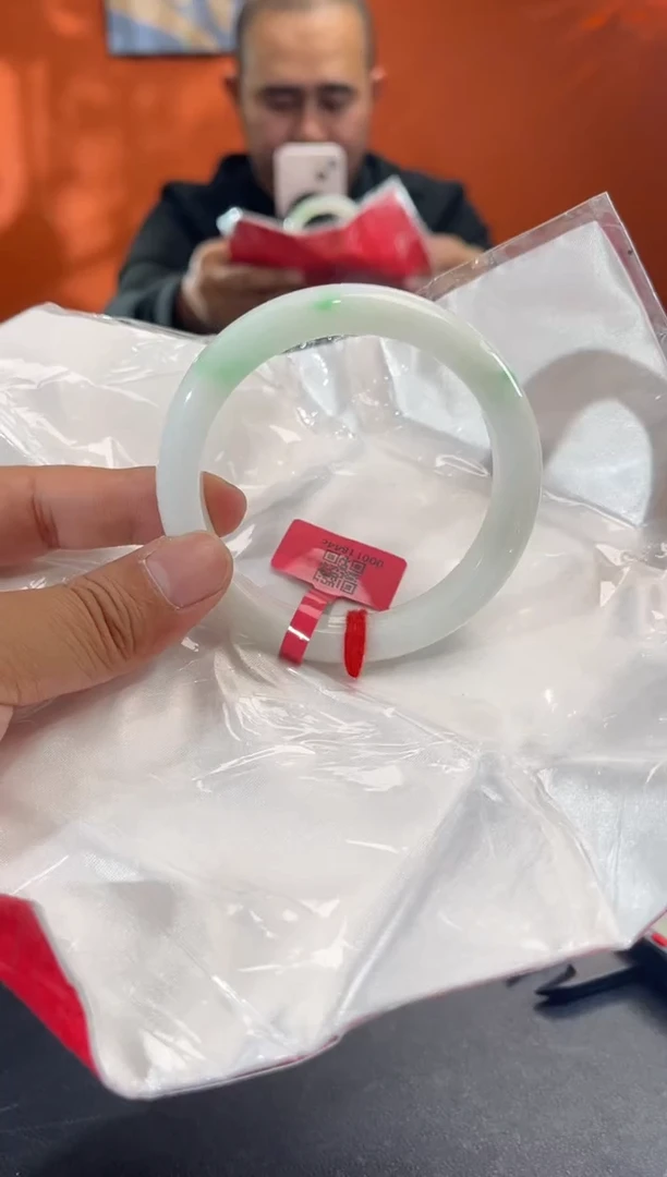 未镶嵌手镯翡翠7 62