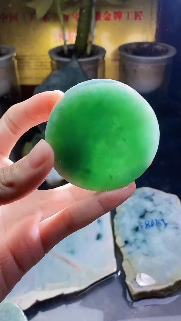 未镶嵌挂件翡翠小雨4000