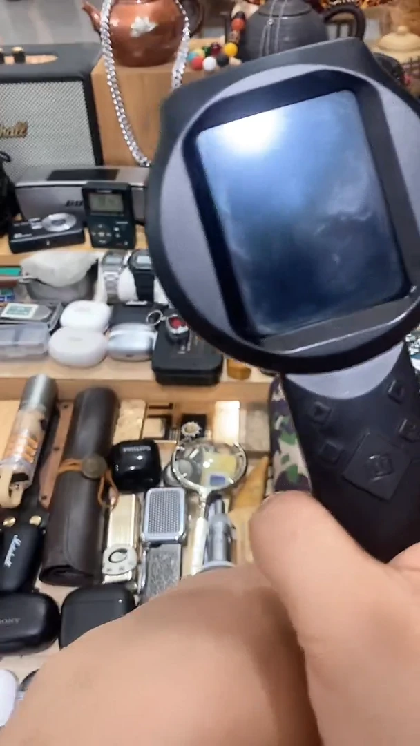 瓷片闪购商品  如图所示