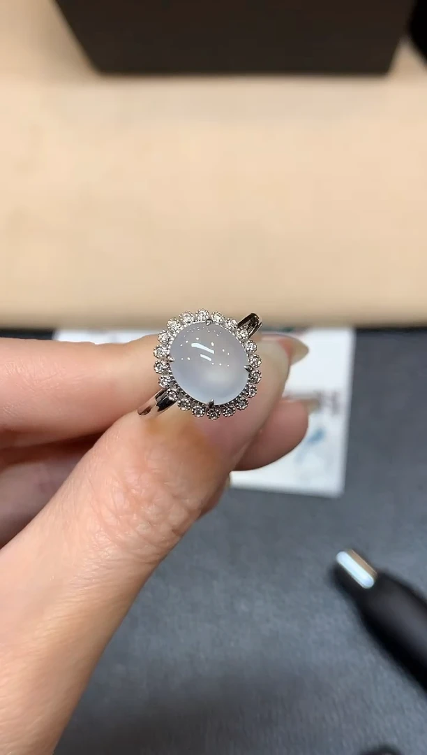 18K金镶嵌戒指翡翠【48小时鉴赏期】蛋面【无服务费