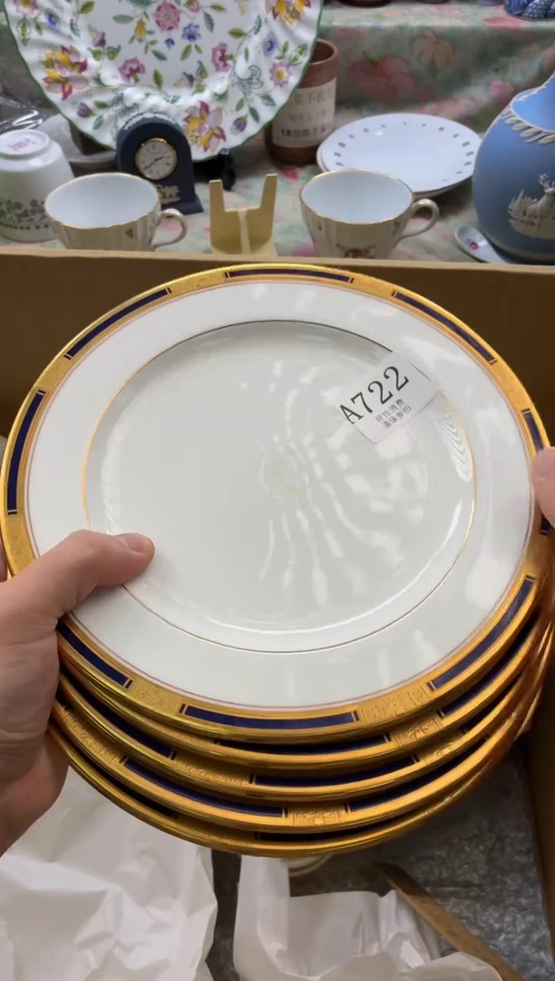 瓷片渣*喵       A722