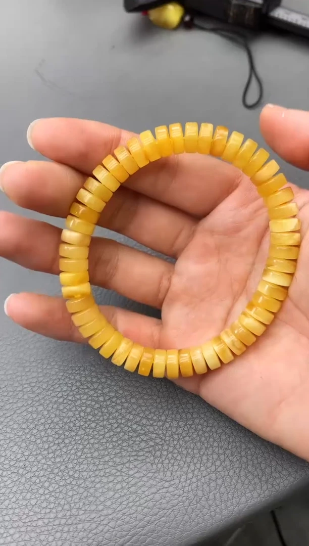 未镶嵌琥珀珠宝奇石73