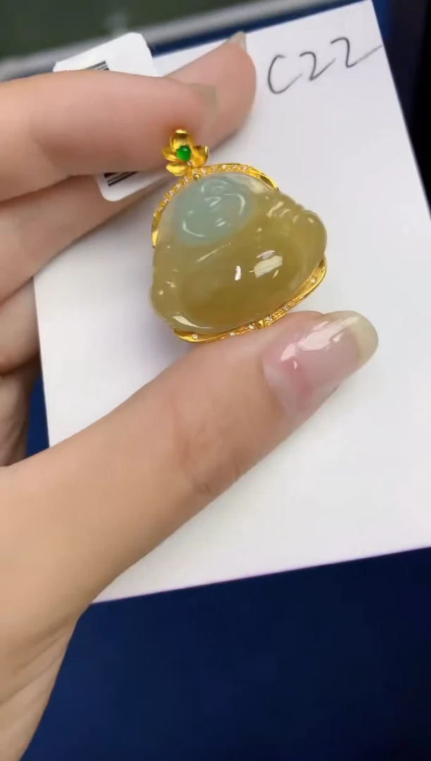 翡翠18K金镶嵌颈饰天然缅甸A货翡翠