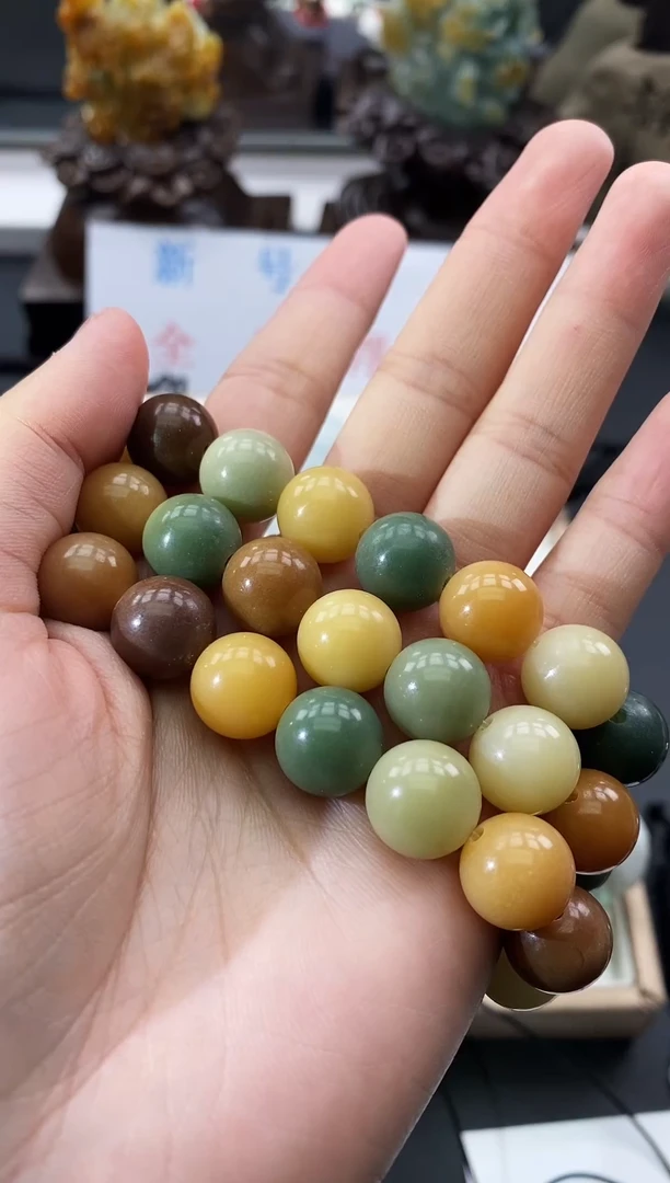 天然菩提手串随机发一件12mm左右