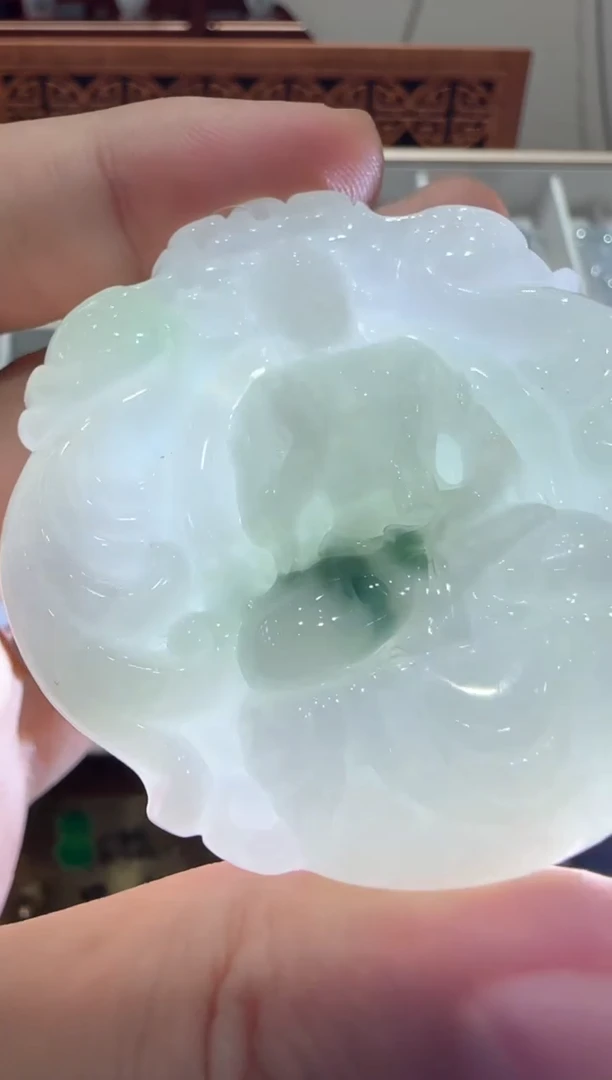 翡翠挂件未镶嵌A货翡翠多样性孤品