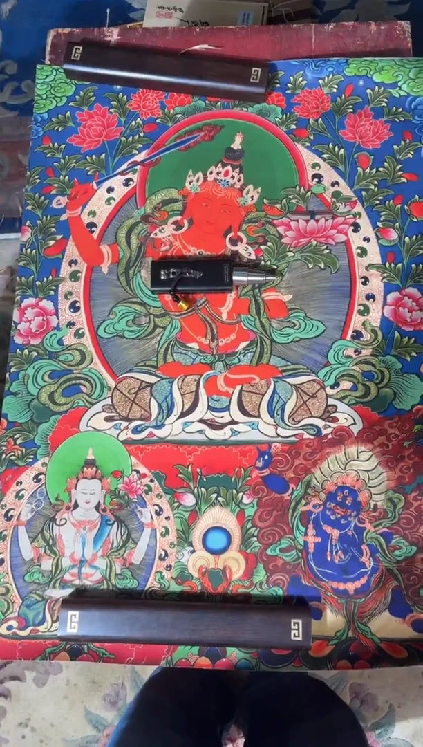 卷轴画龙妹的唐卡tk16