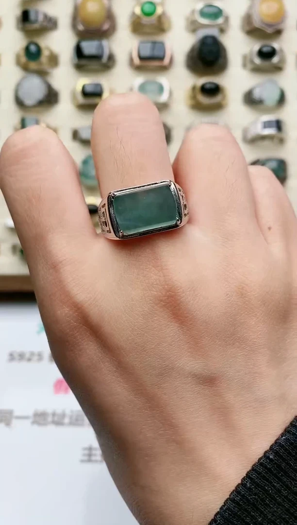翡翠戒指银S925镶嵌天然翡翠男戒