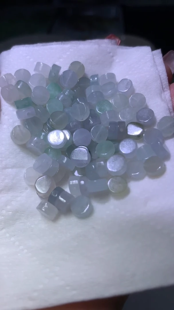 定制翡翠未镶嵌MXX019853