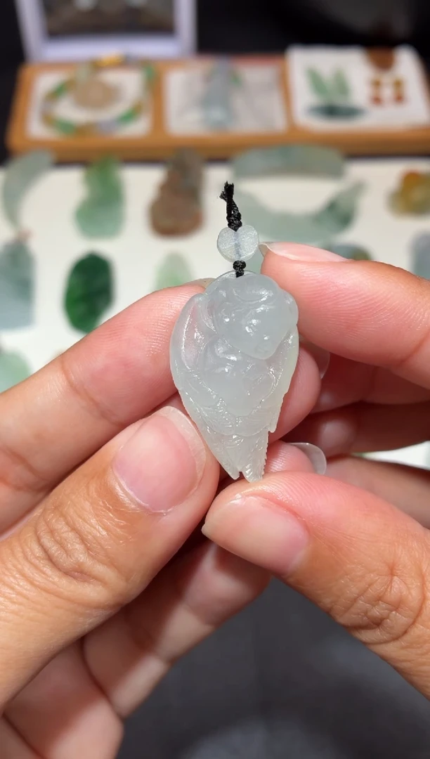 未镶嵌定制翡翠天使