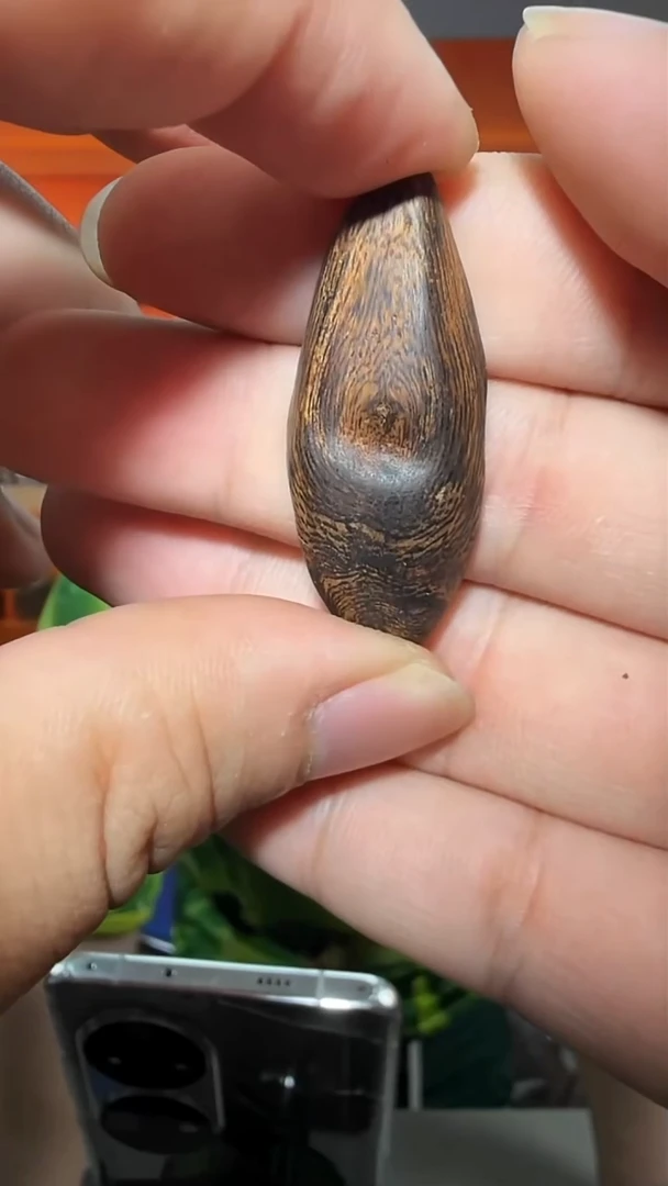 沉香吊坠23号瘤疤多样性发一