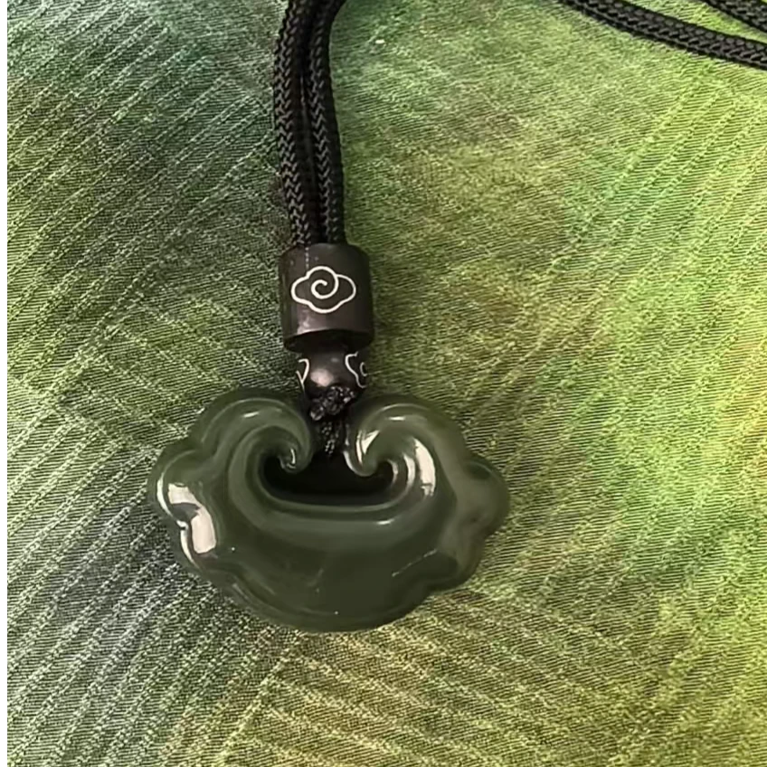 今楽珠宝和田玉吊坠