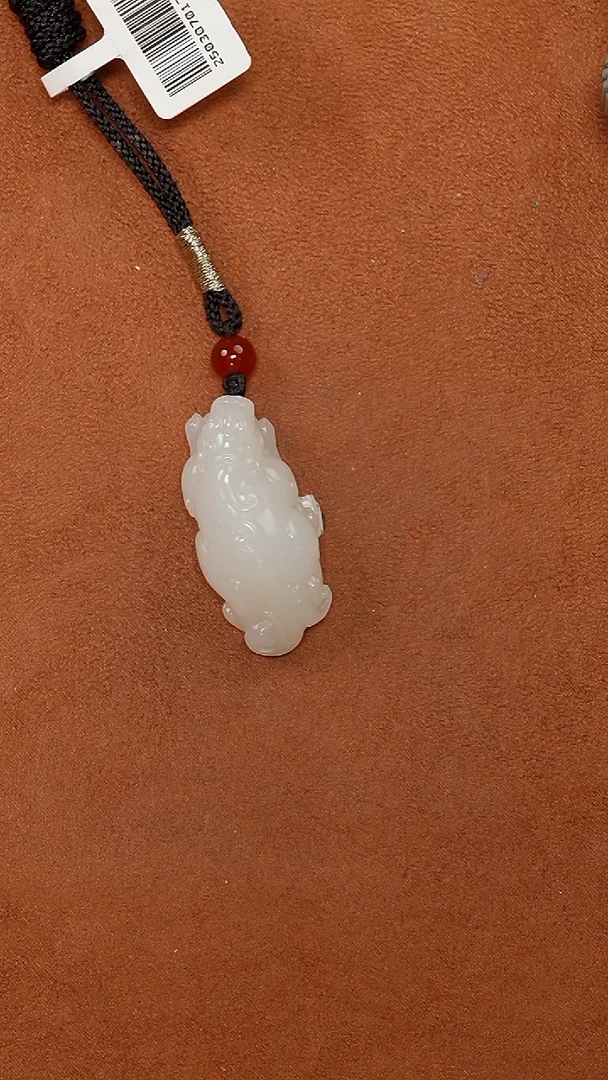 颈饰未镶嵌和田玉0