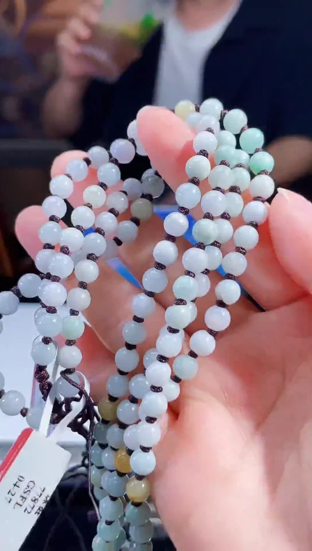 颈饰未镶嵌翡翠翡翠多样性发其一