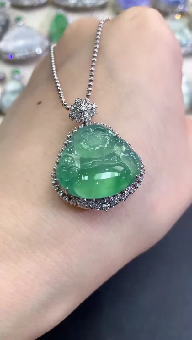 【闪购商品】翡翠颈饰18K金镶嵌C74