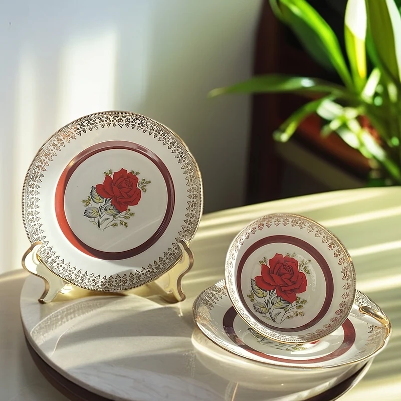 --特价福利款--骨瓷红玫瑰一杯两碟咖啡杯-有岁月痕迹