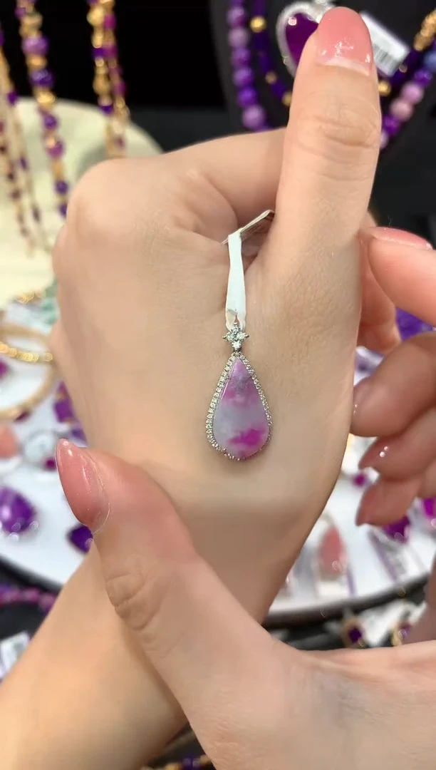 苏纪石（舒俱来）18K金镶嵌，吊坠