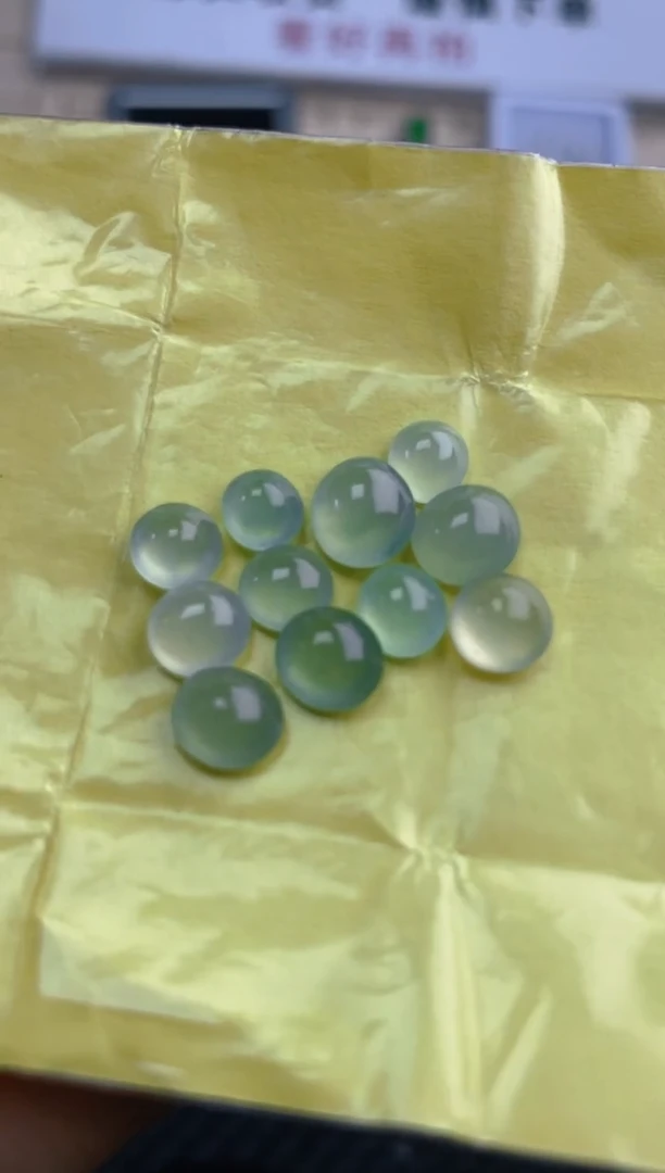 定制翡翠未镶嵌天然翡翠蛋面59