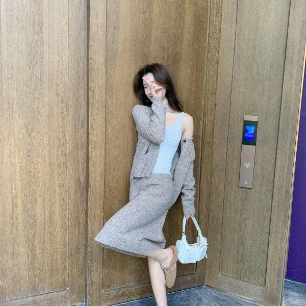 时尚法式气质复古文艺风时尚套装开衫上衣显瘦运动休闲时尚百搭