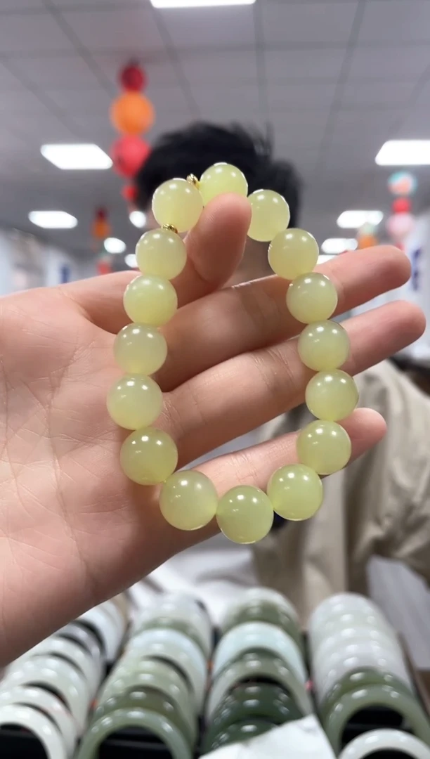 手链未镶嵌和田玉高品黄玉卡12手串一条