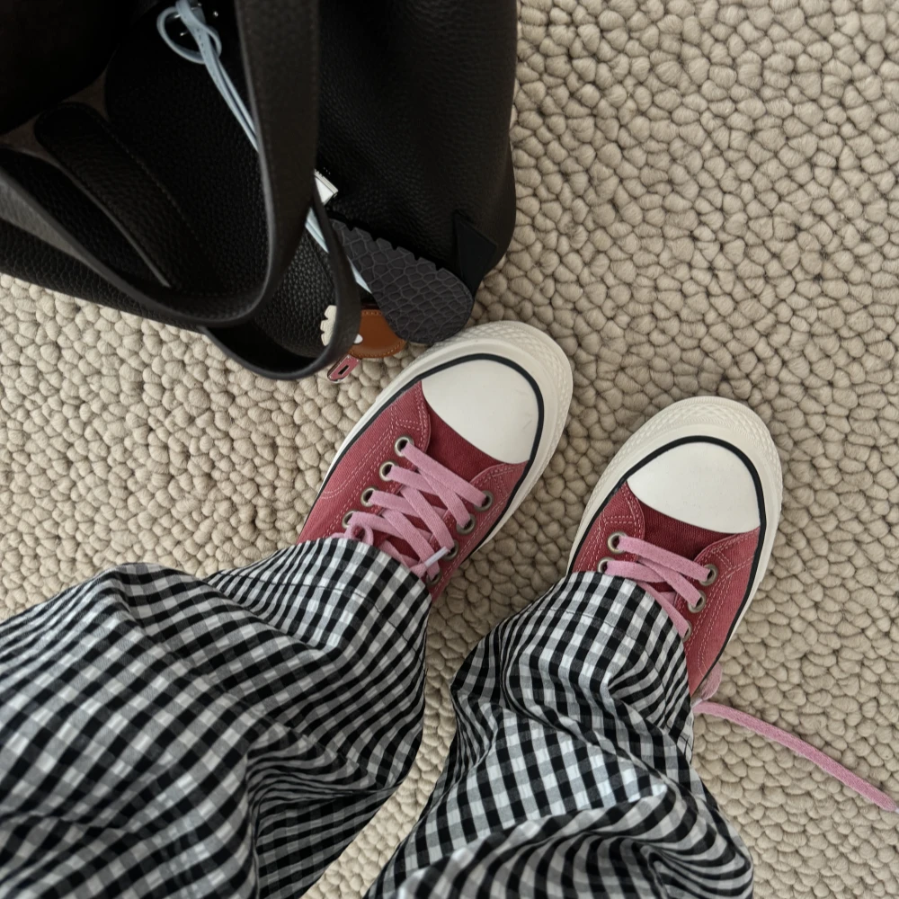 渐变做旧粉色板鞋(偏大一码) J24X093