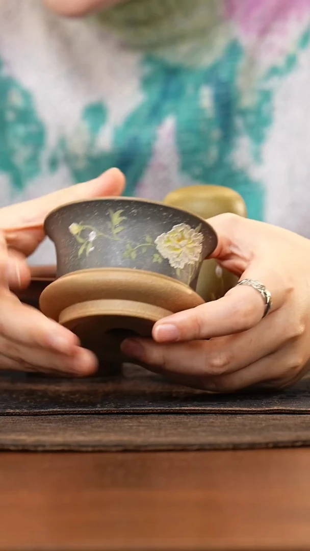 紫砂茶叶罐T*Z葵黄段泥绘牡丹明炉杯