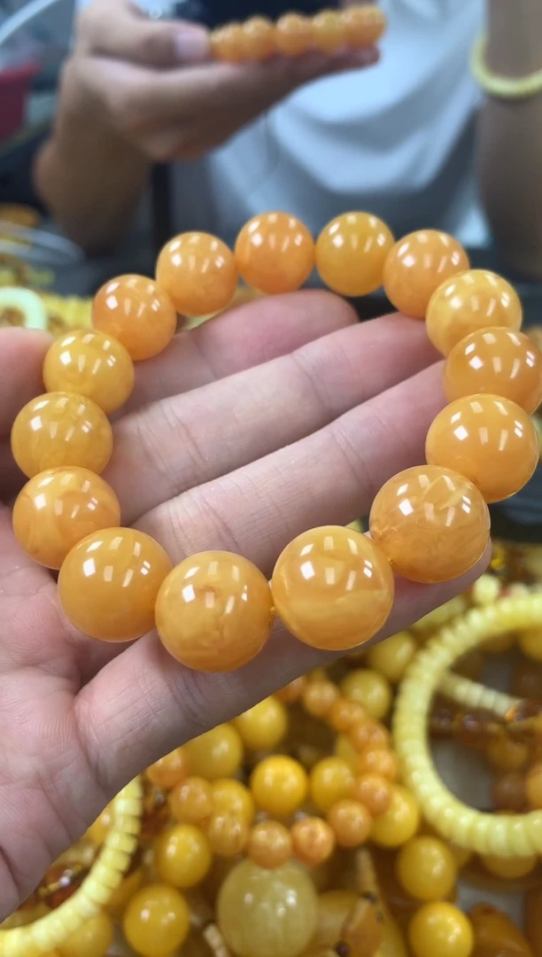 未镶嵌蜜蜡裸石手串