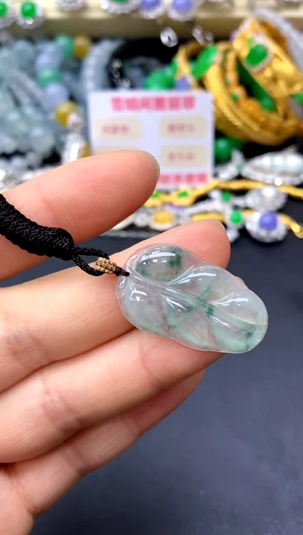 颈饰未镶嵌翡翠4-中国好珍宝