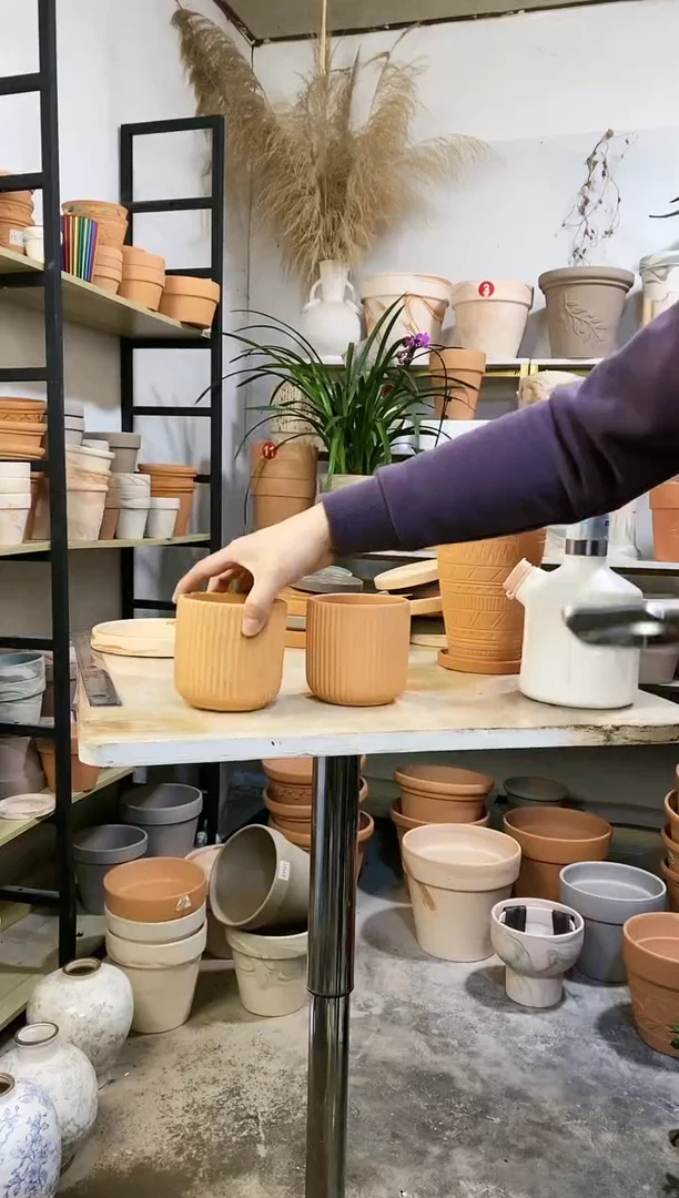 【闪购商品】陶10*10红陶竖纹直筒 2盆无托