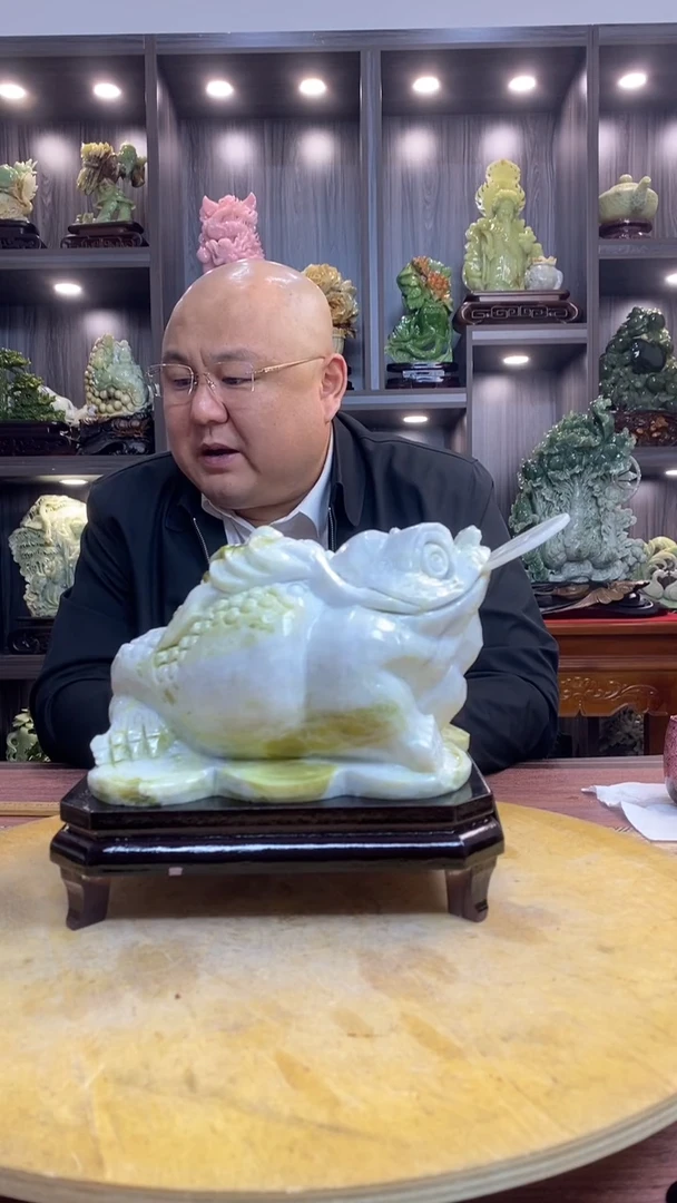 玉﹎**℡玉岫岩料手工雕刻摆件居家装饰送礼一物一图