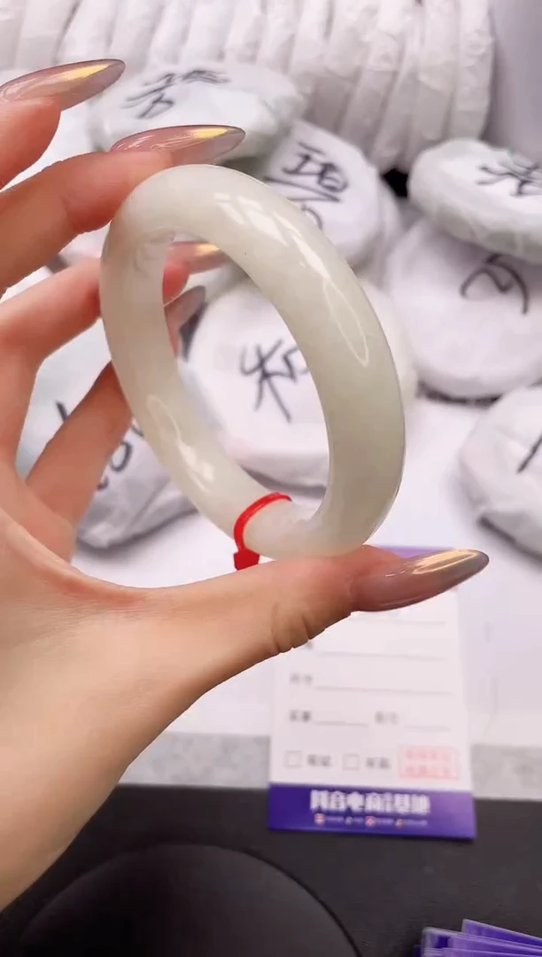 【闪购商品】和田玉手镯未镶嵌21K326-60