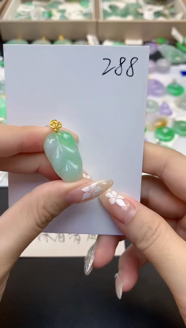 颈饰未镶嵌翡翠天然缅甸a货翡翠