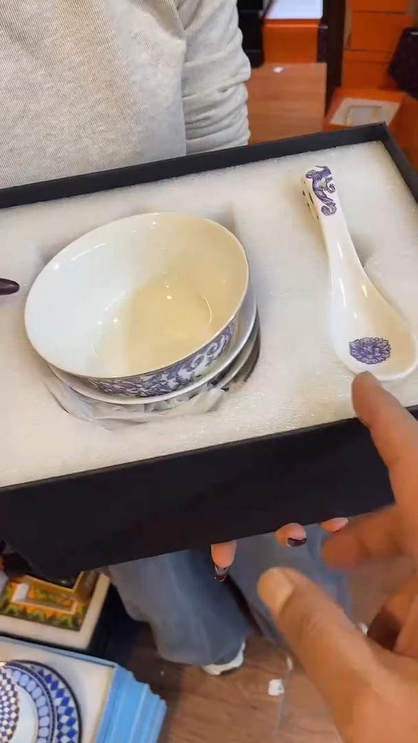 杯鸿辉家品牌瓷器，京东包邮！