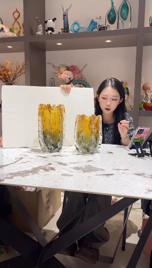 琥珀气泡琉璃花瓶一对