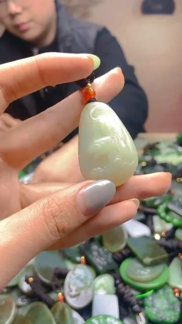 颈饰未镶嵌和田玉11