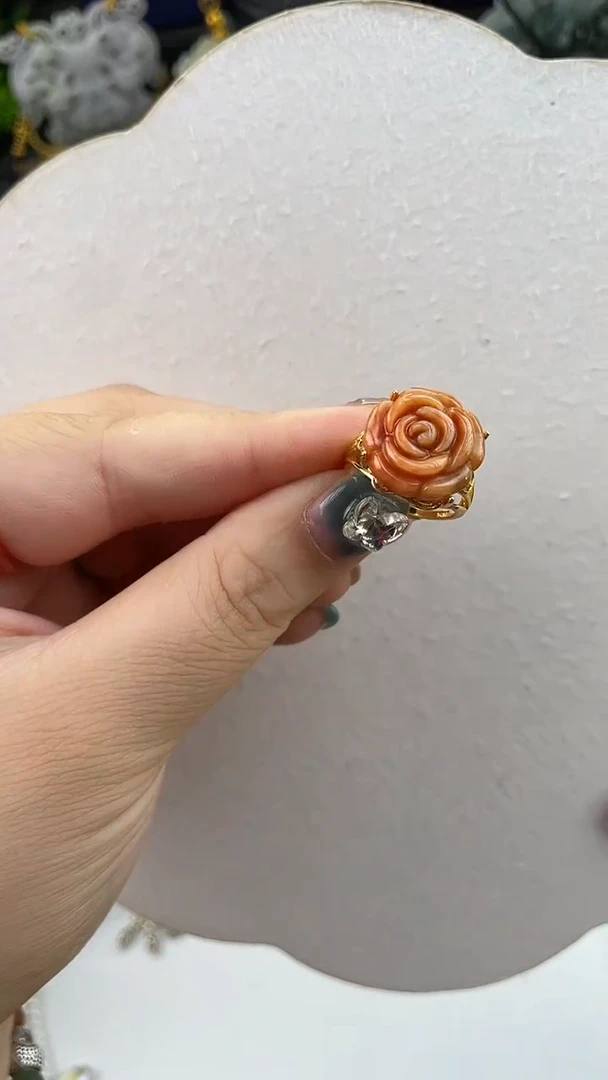 翡翠未镶嵌颈饰定制翡翠
