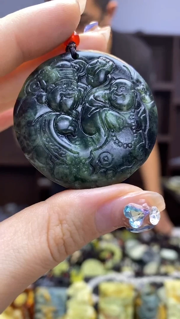 未镶嵌岫玉挂件