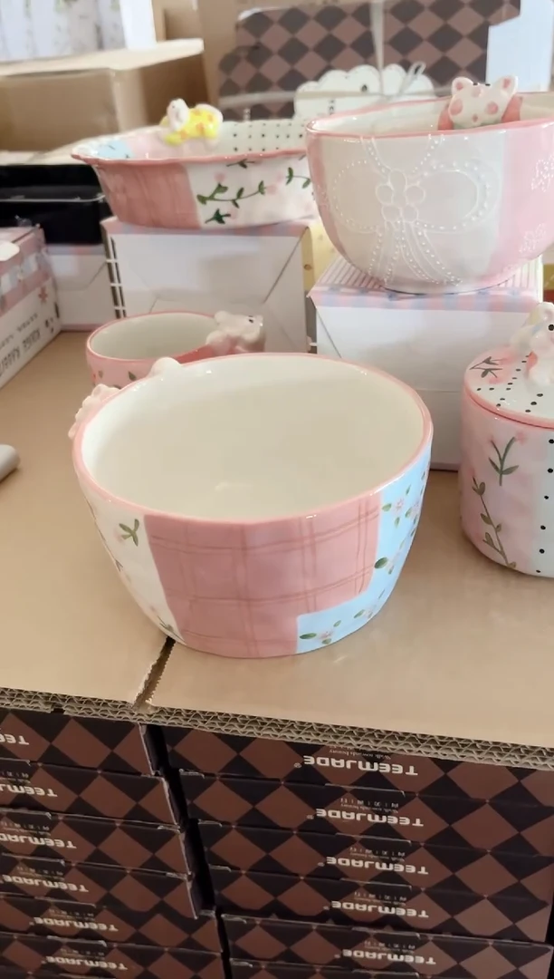 陶瓷手工手绘陶瓷直播间