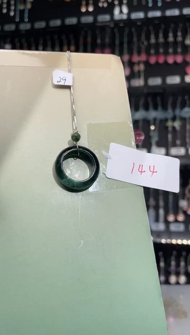 【闪购商品】紫晶耳饰银S925镶嵌喜欢拍