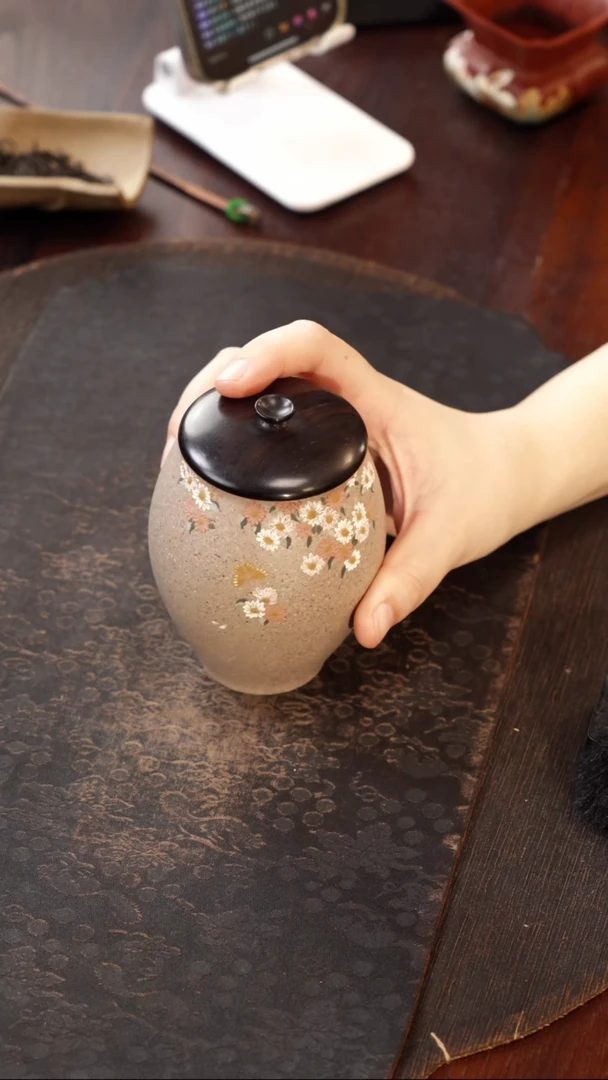 紫砂茶叶罐木盖定窑白泥绘雏菊茶叶罐